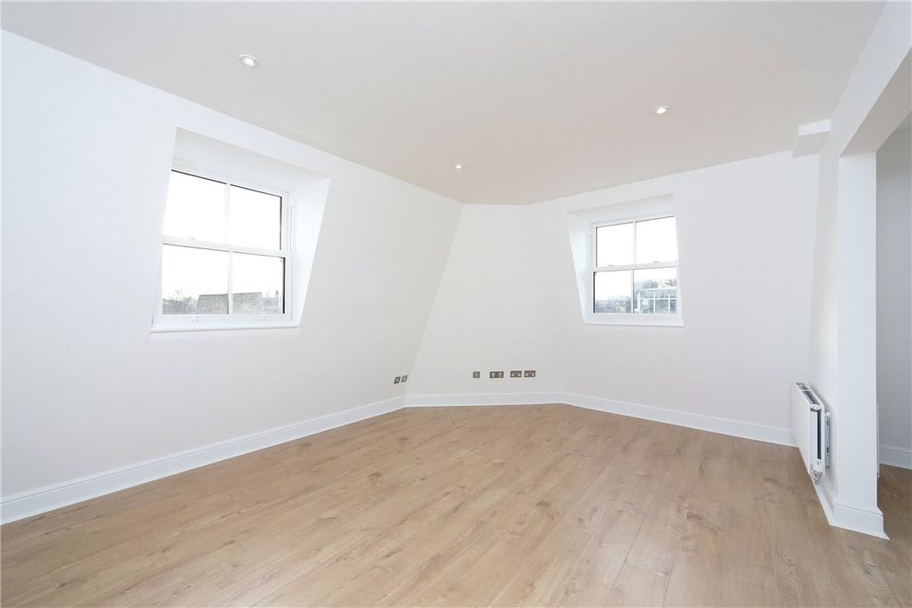 Property photo 1 of 7 Picture No. 04
