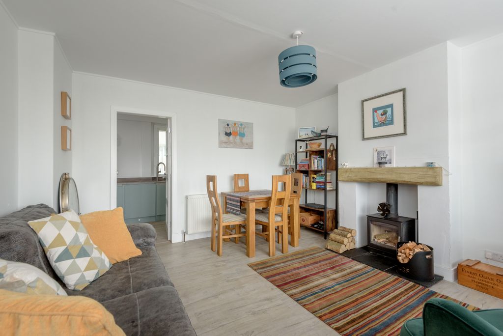 Property photo 3 of 16 Property Image 3