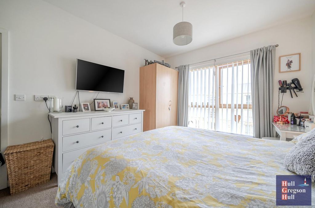 Additional image 10 of 2 bed flat for saleBower Court, Grangecroft Road, Portland DT5