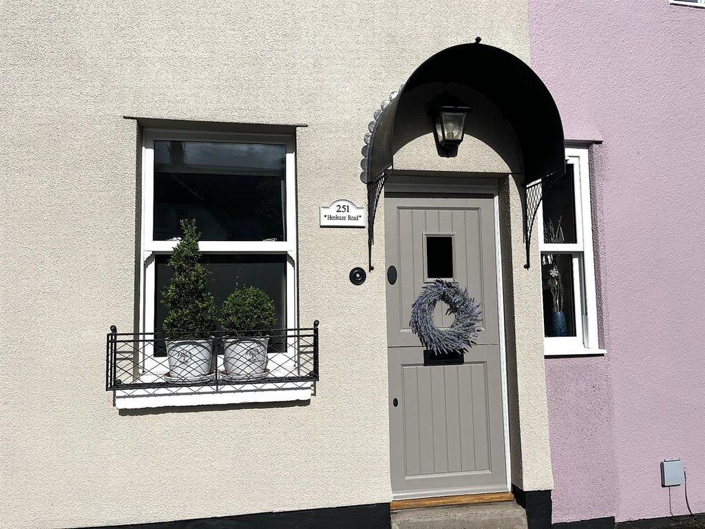 Property photo 1 of 14