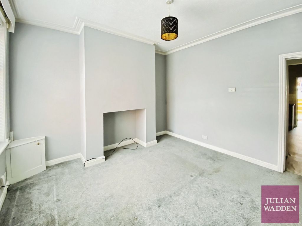 Property photo 2 of 10 Picture No. 19