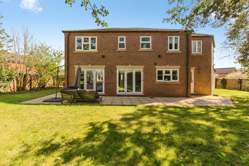 Property photo 3 of 28 Oy1A4985