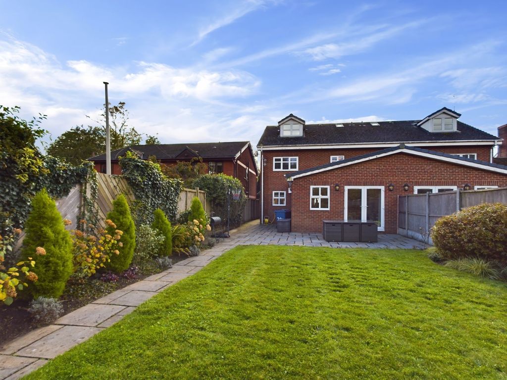 Property photo 2 of 30