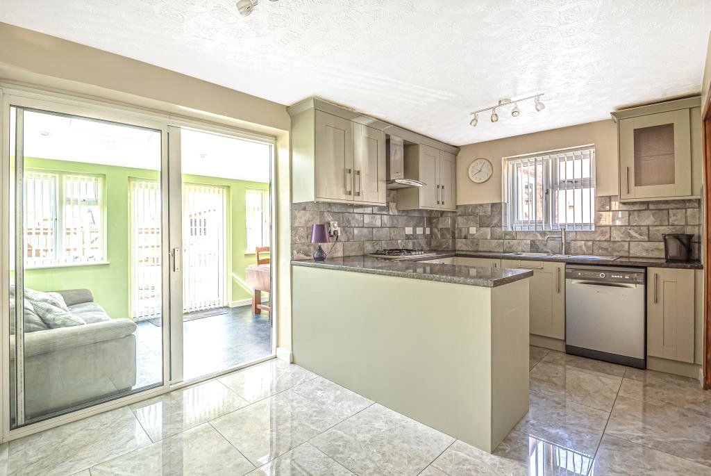 Property photo 3 of 13 Kitchen