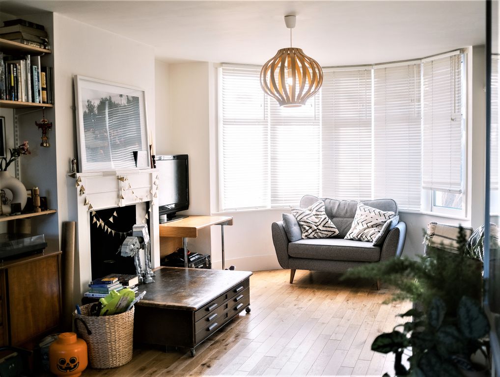 Property photo 2 of 12