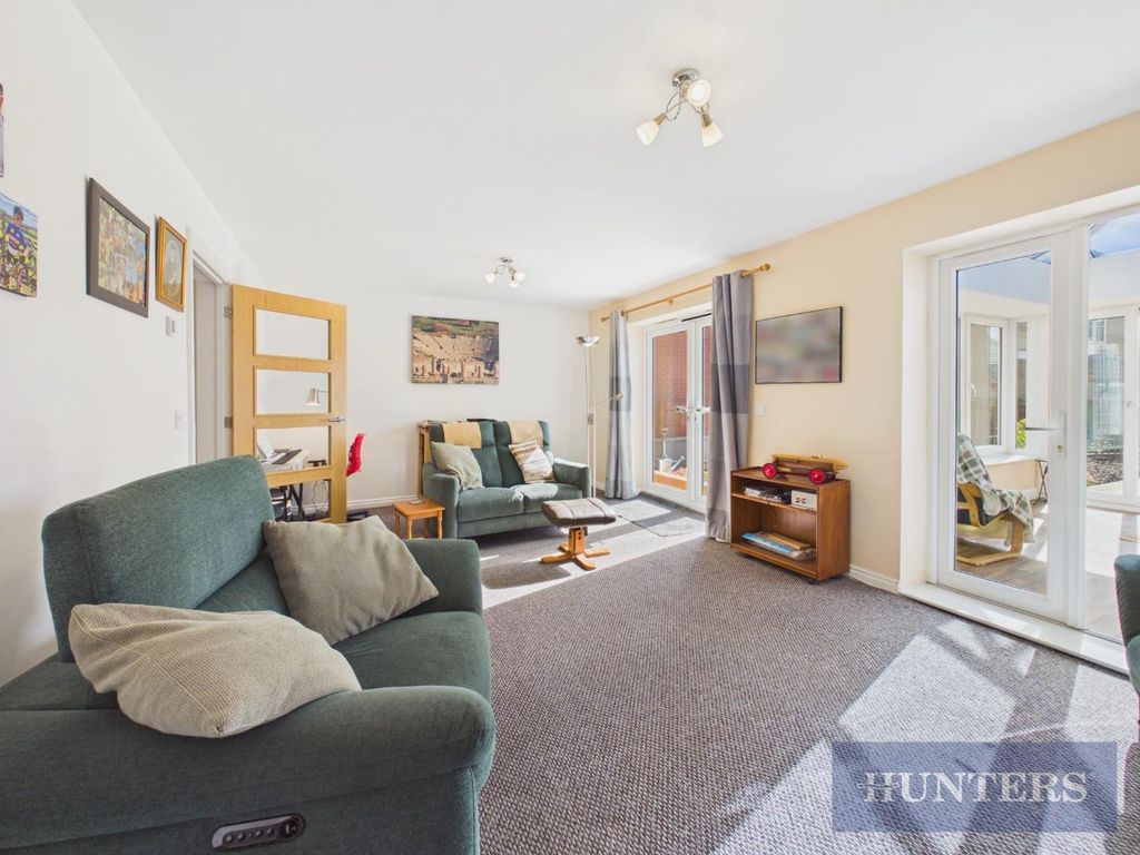 Property photo 3 of 20 Cam05316G0-Pr0422-Still022.Jpg