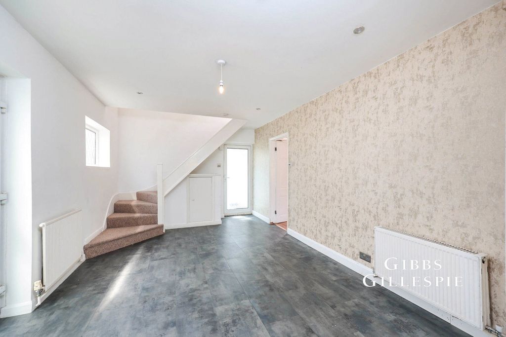 Property photo 3 of 18 Picture No. 08