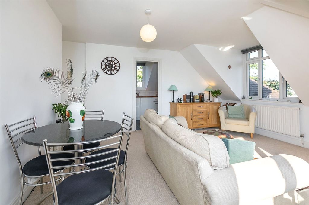 Property photo 2 of 9 Picture No. 02