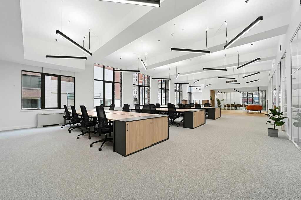 Property photo 2 of 14 Main Office Space
