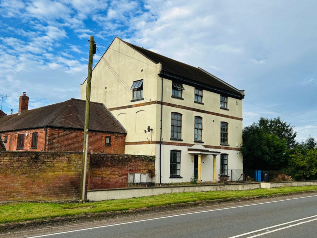 Property photo 2 of 3