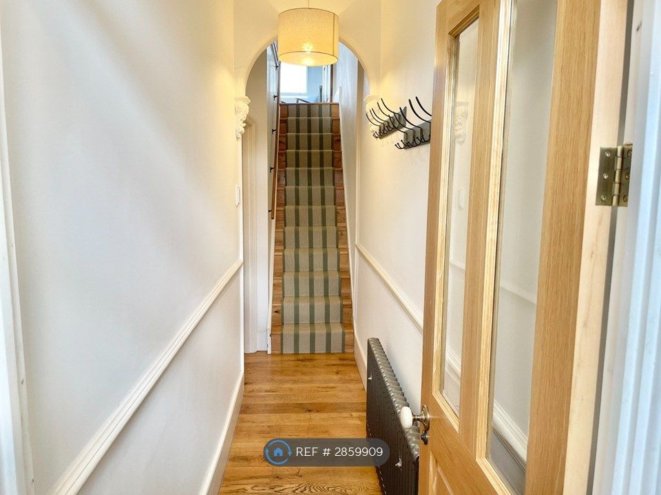 Property photo 3 of 24