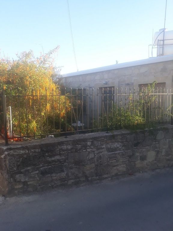 Property photo 3 of 4