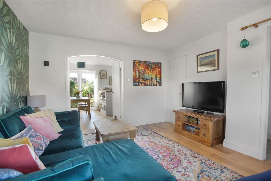 Property photo 3 of 13 Img_2242.Jpg