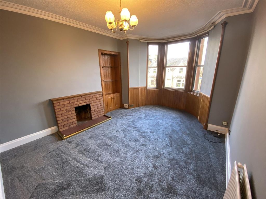 Property photo 2 of 12 2 (2).Jpg