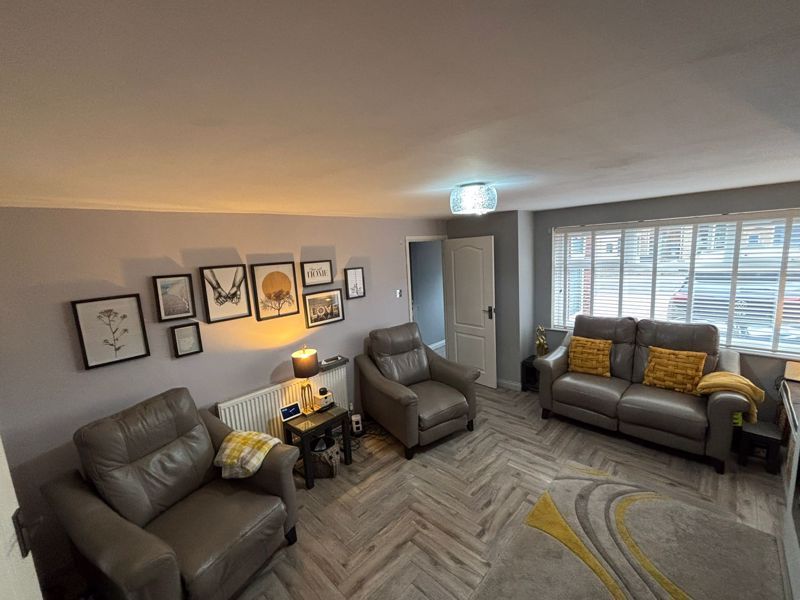 Property photo 3 of 14 Photo 39