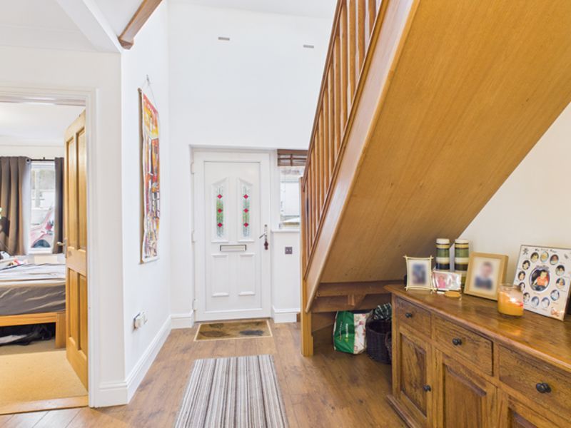 Property photo 3 of 29 Photo 16