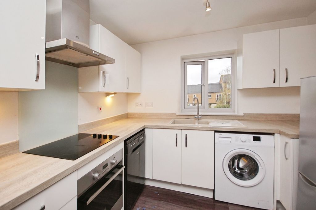 Property photo 2 of 11 Photo