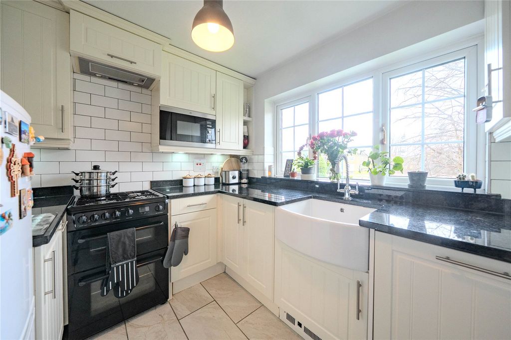 Property photo 3 of 10 Picture No. 05