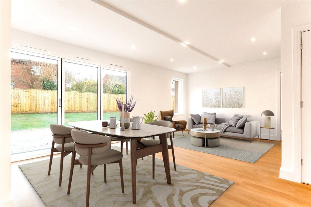 Property photo 2 of 10 Picture No. 14