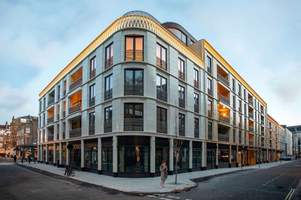 Property photo 3 of 12