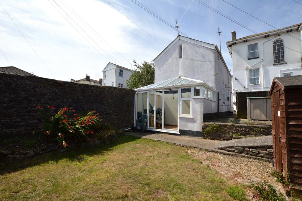 Property photo 2 of 13 2 - Picture No. 17