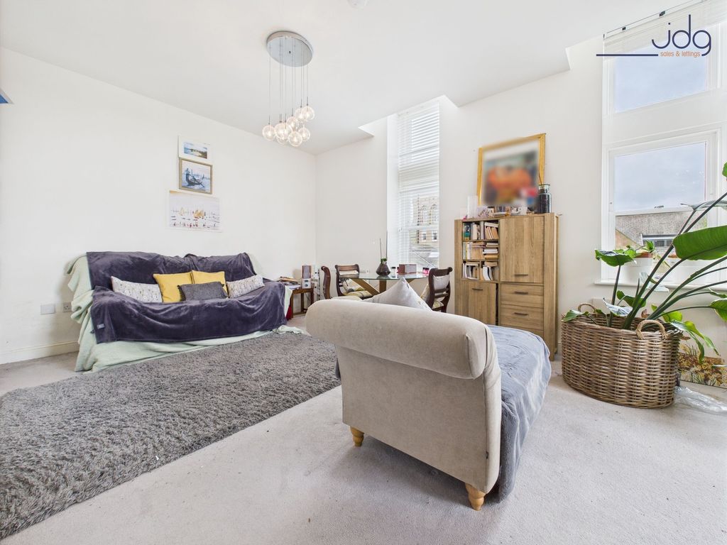 Property photo 3 of 10 Open Plan Living Dining