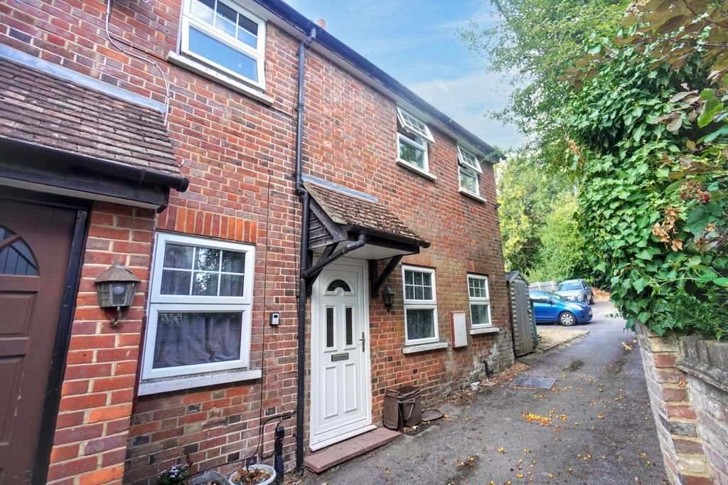 Property photo 1 of 7