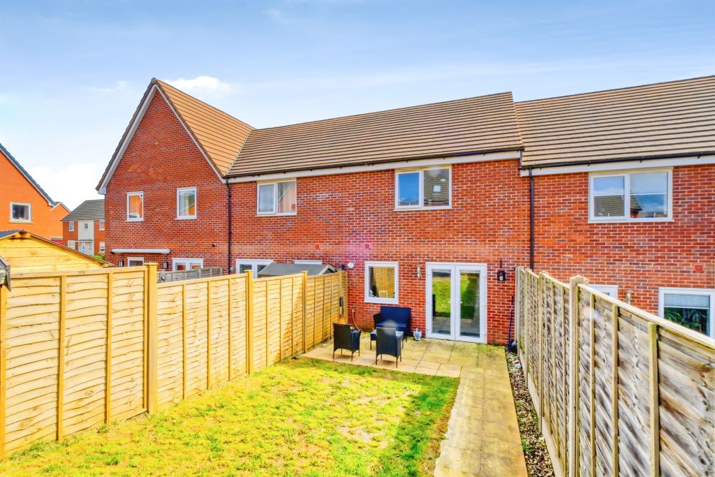 Property photo 2 of 20