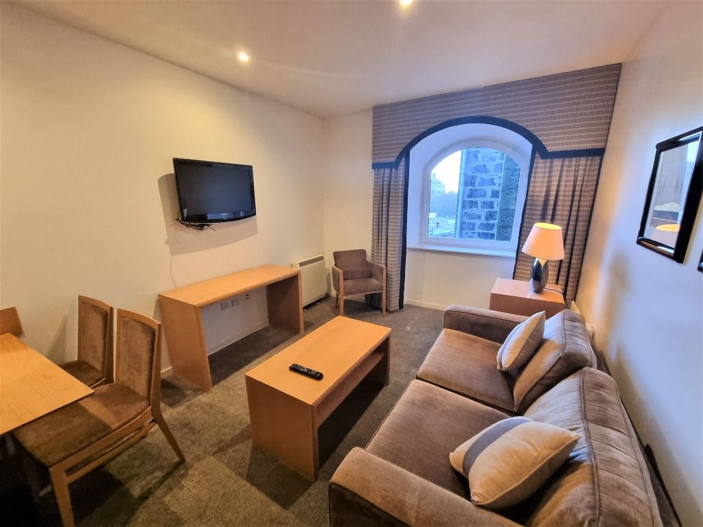 Property photo 2 of 9 Photo 2