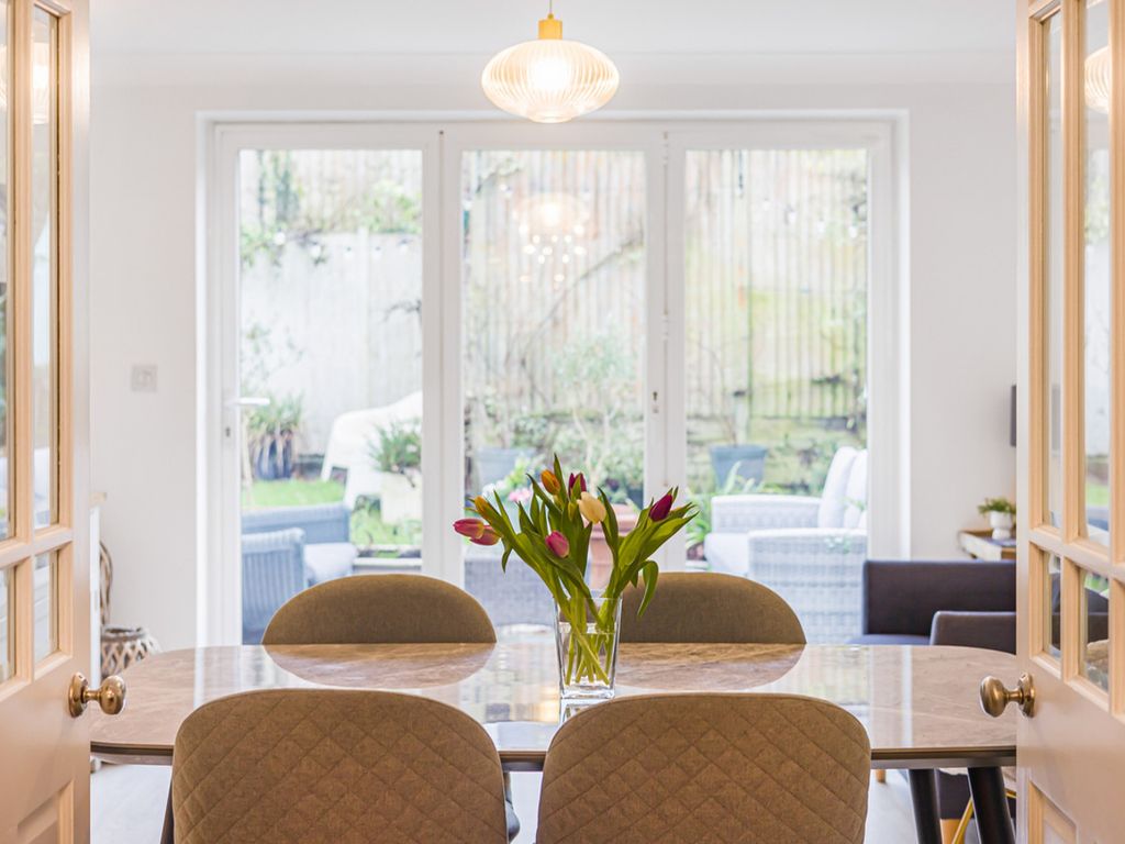 Property photo 3 of 26