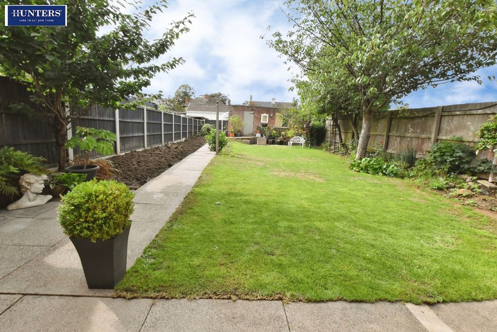 Property photo 1 of 20 Garden