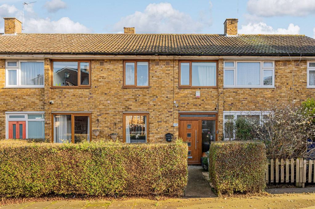 Property photo 2 of 17