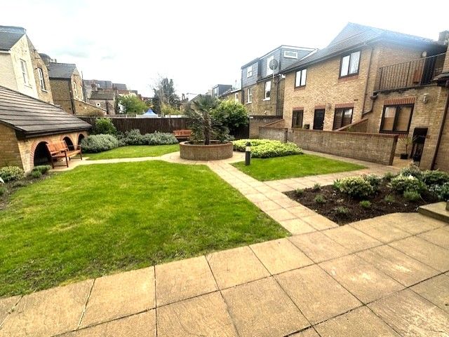 Property photo 3 of 3