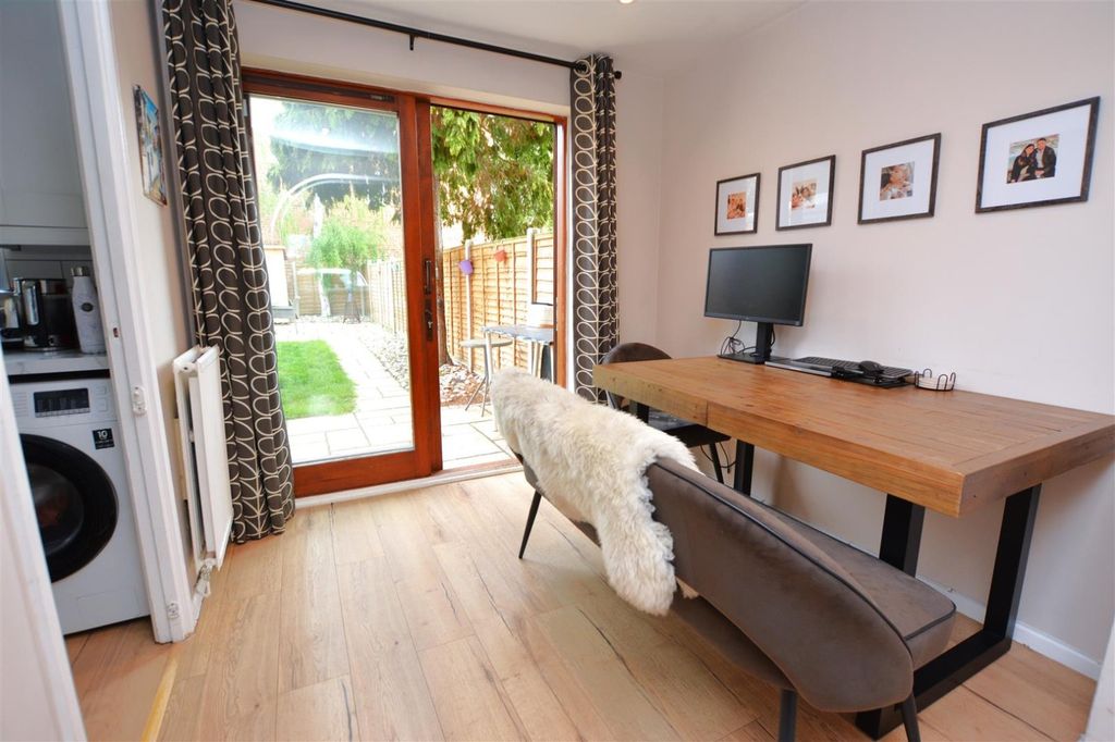Property photo 3 of 10 Picture No. 06