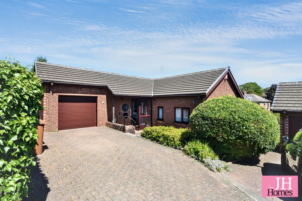 Property photo 1 of 22