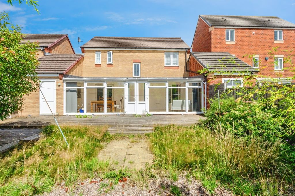 Property photo 3 of 17 Photo