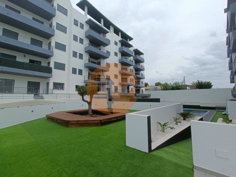 Property photo 1 of 39