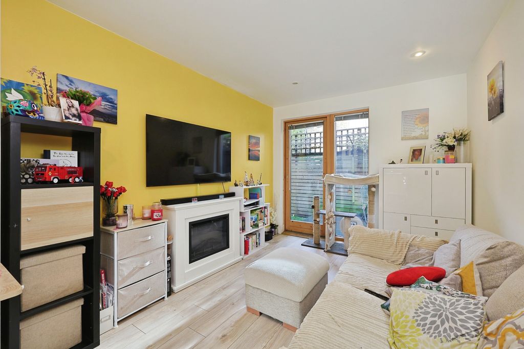 Property photo 3 of 18 Open Plan Living