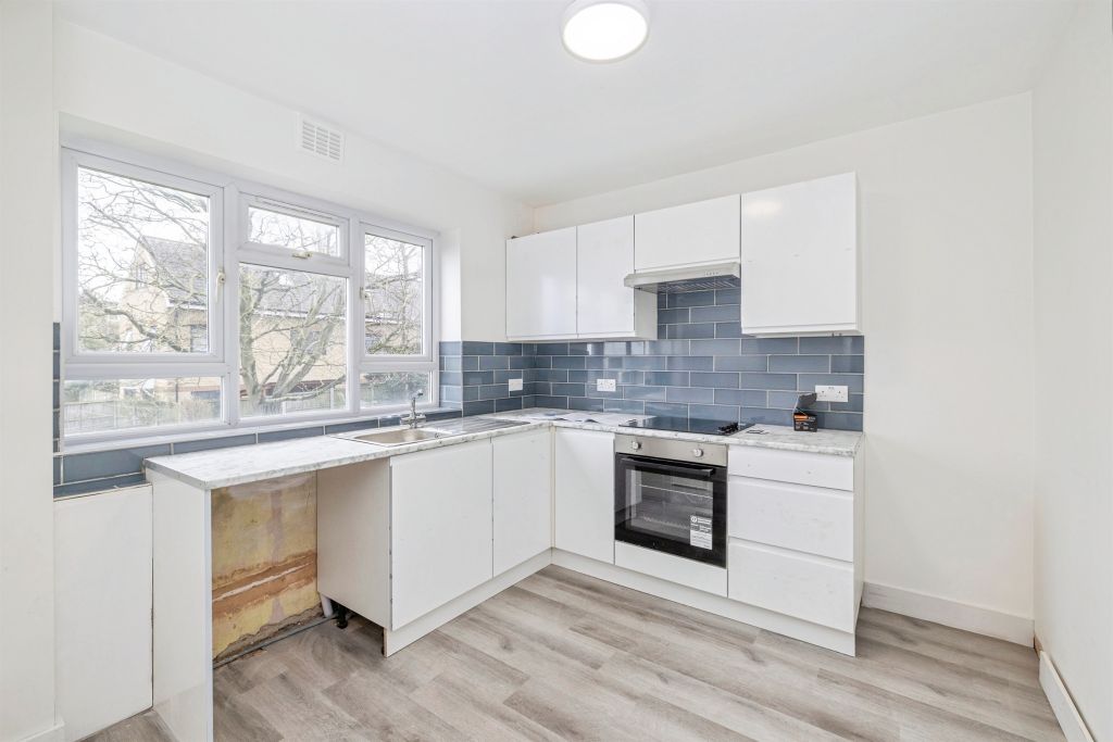 Property photo 2 of 20