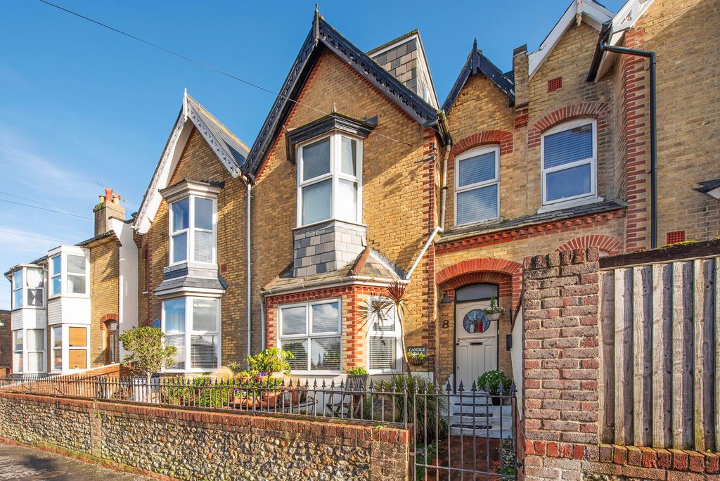 Property photo 1 of 23