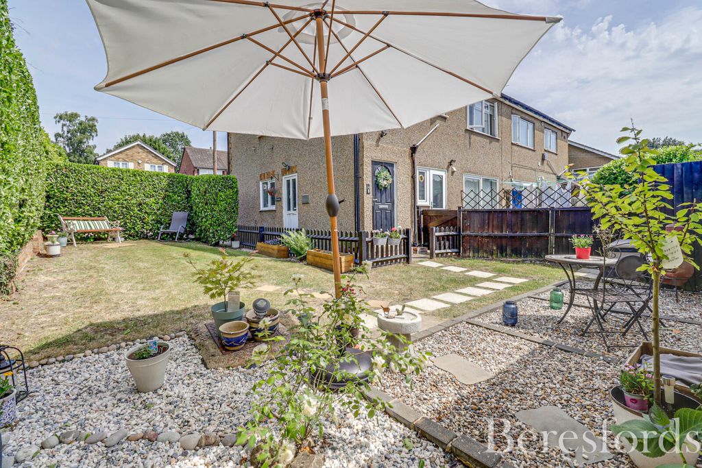 Property photo 2 of 21 Picture No. 15