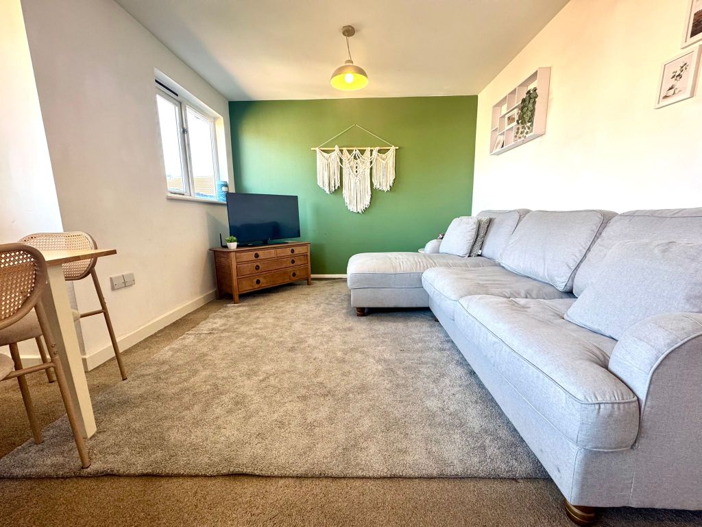Property photo 1 of 13 Open Plan Living