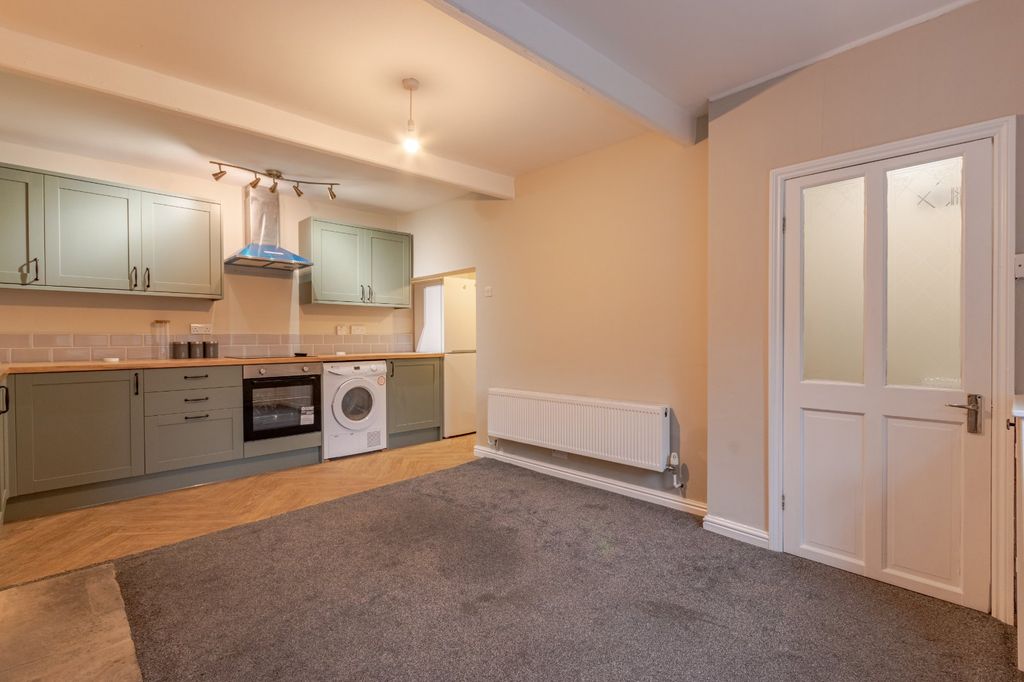 Property photo 3 of 13 Picture No. 05