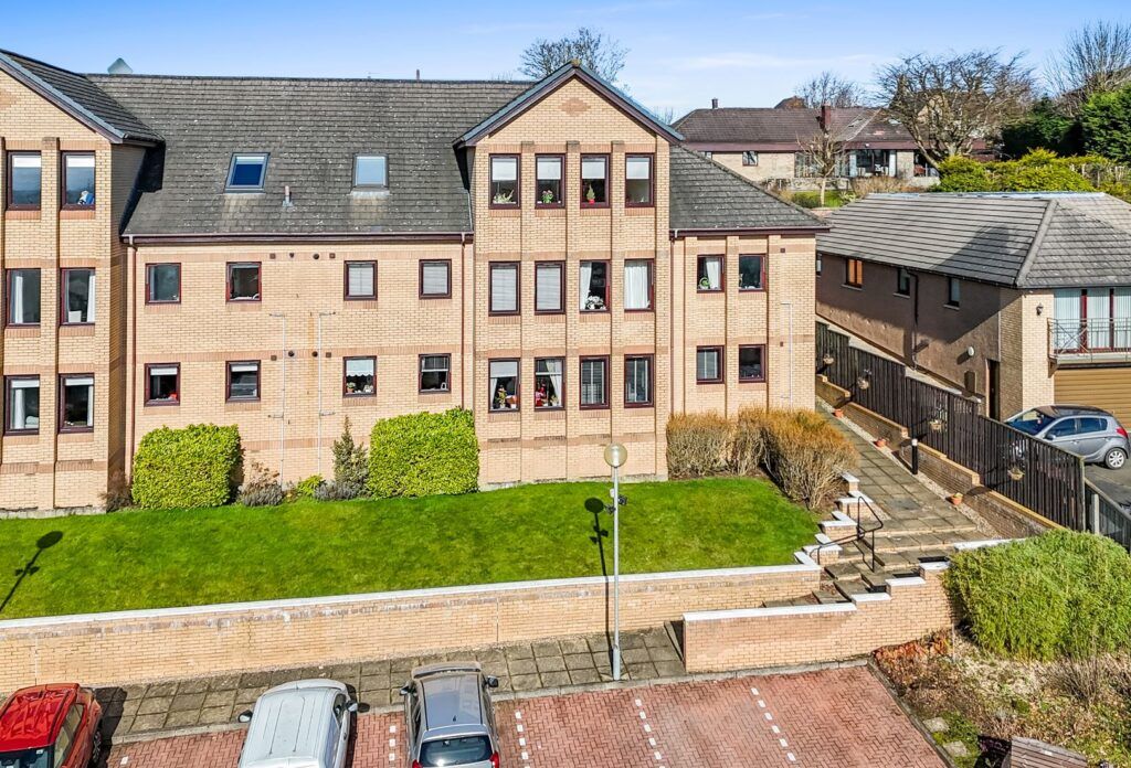 Property photo 1 of 10