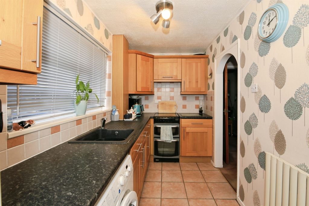 Property photo 2 of 14