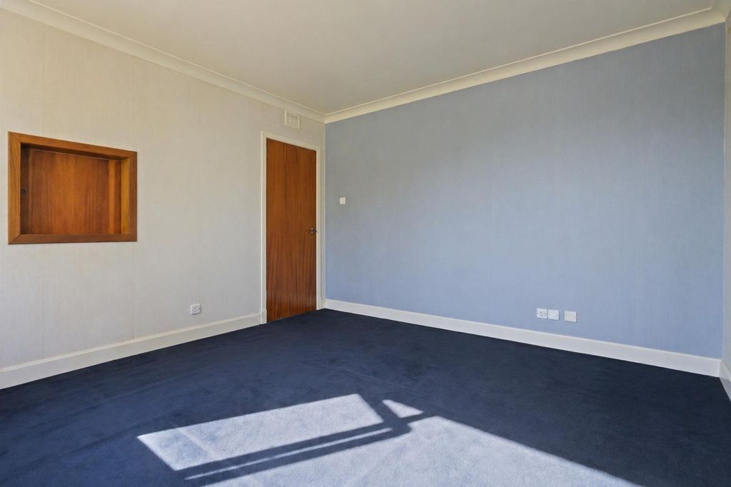 Additional image 8 of 3 bed detached house for saleCorsie Avenue, Perth PH2