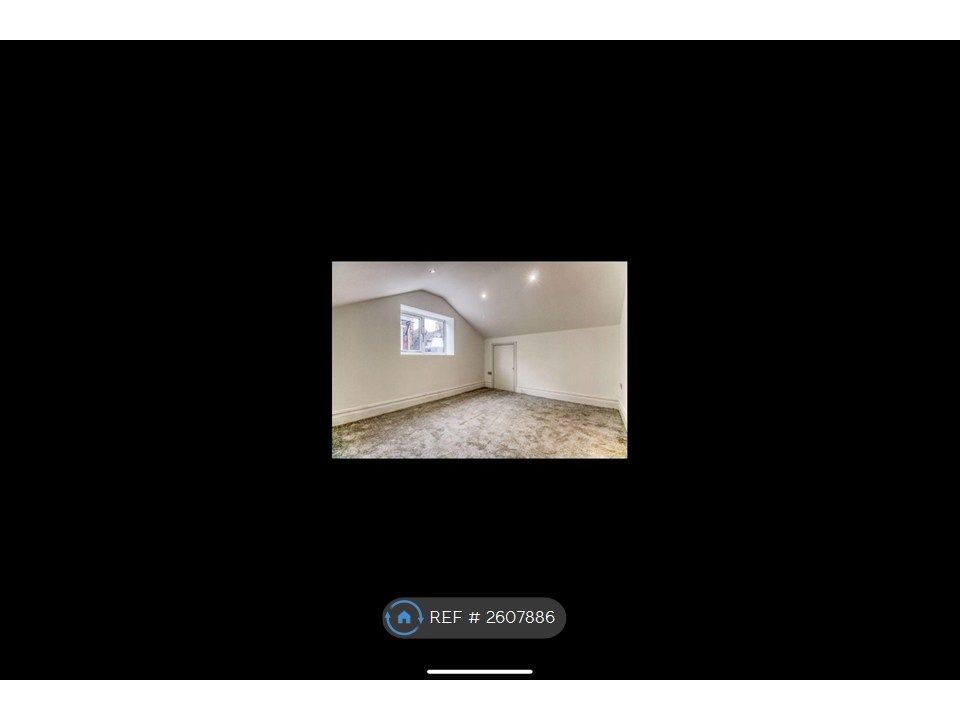 Property photo 2 of 6 1st Floor Master Bedroom