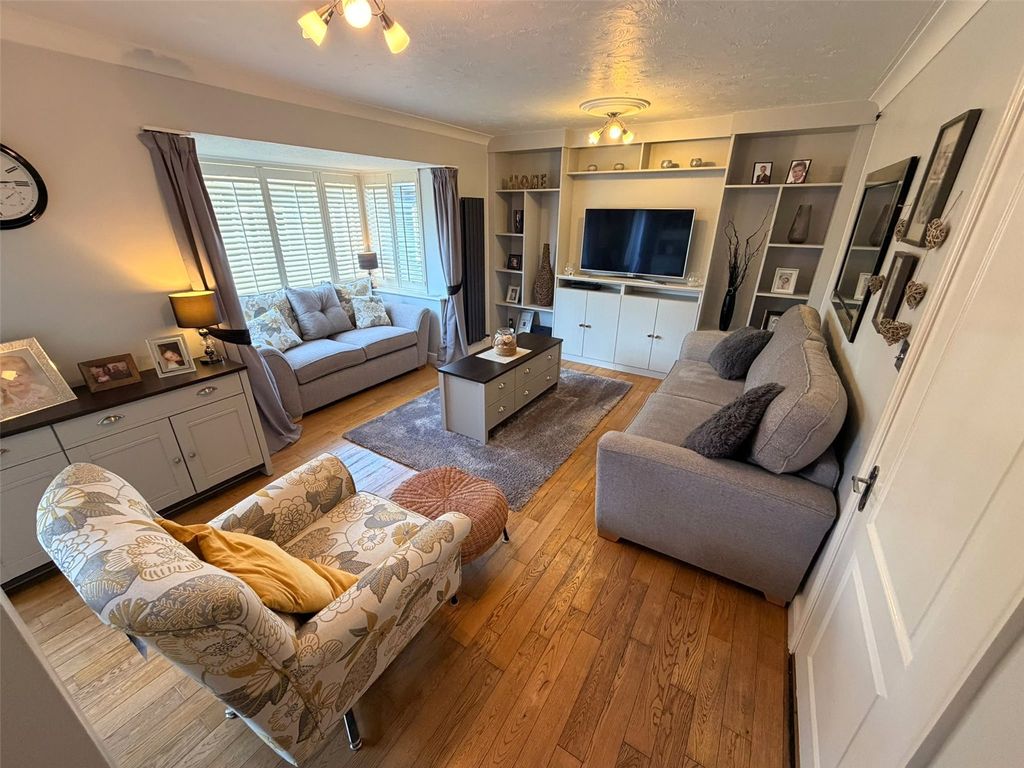 Property photo 2 of 52 Picture No. 19