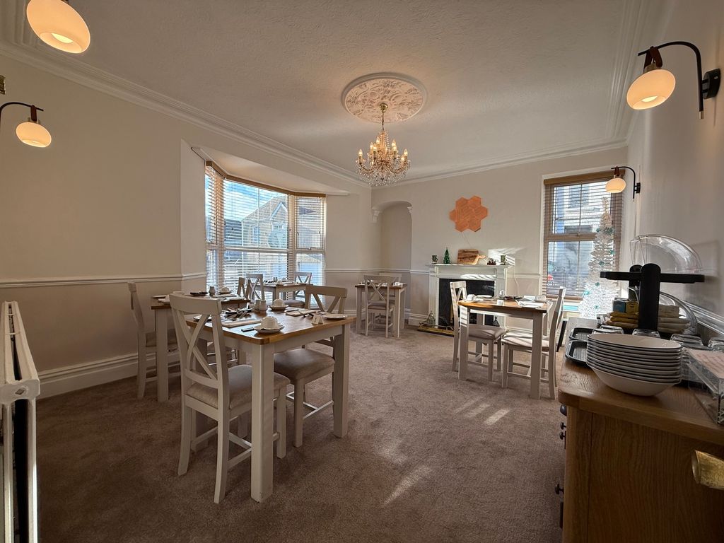 Property photo 2 of 20 Photograph