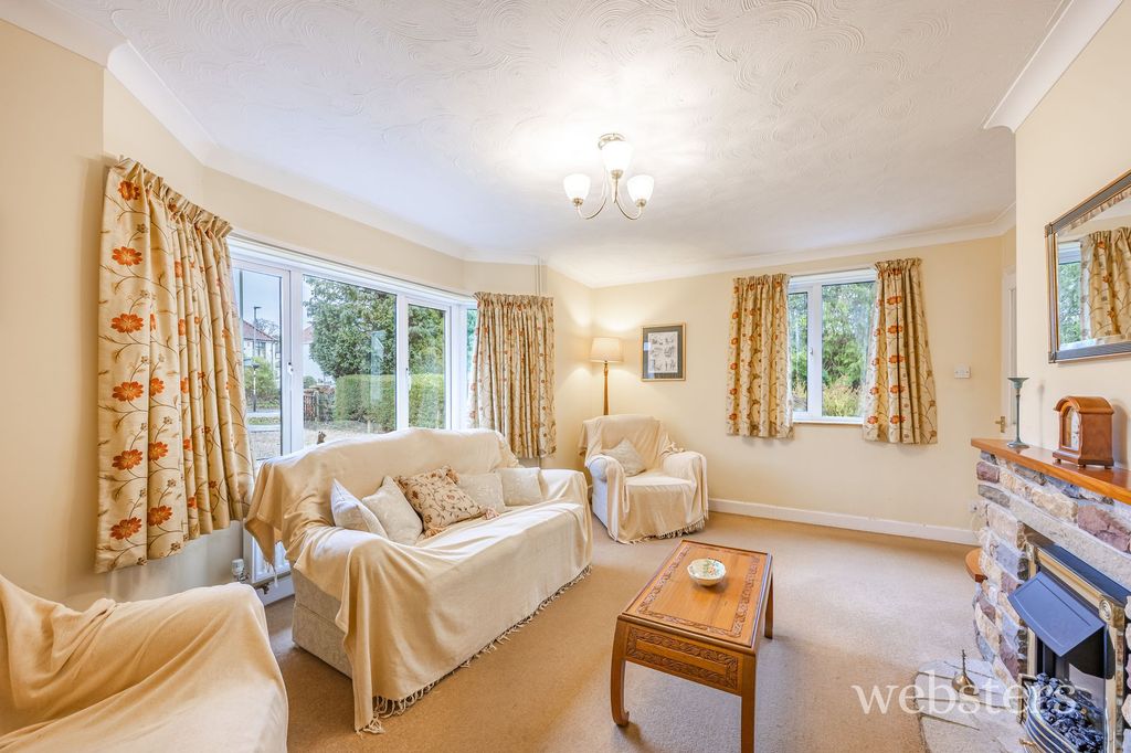 Property photo 2 of 22